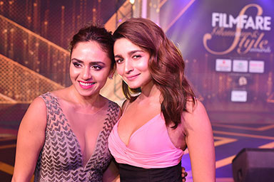 Amruta and Alia Bhatt - Filmfare Glamour and Style Awards 2019